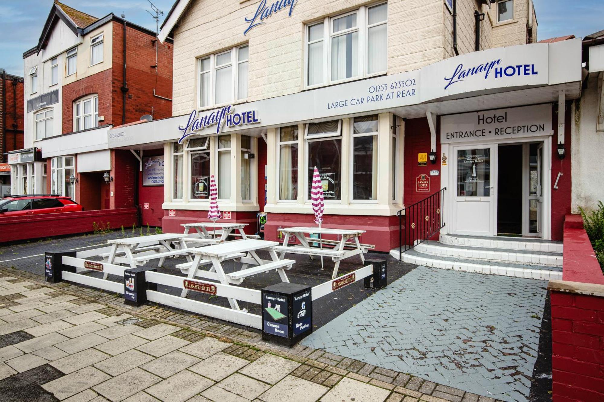 Lanayr Hotel - Blackpool — Photos 1